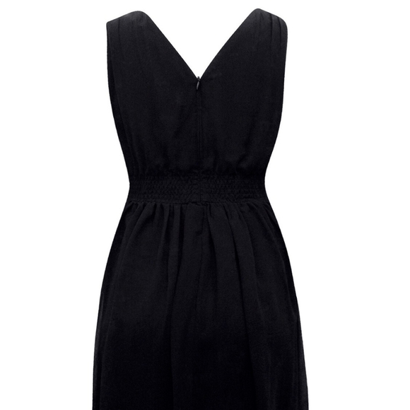 Crossover Front Sleeveless Black Dress - Picture 3 of 6